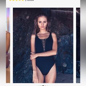 Simper golden one piece